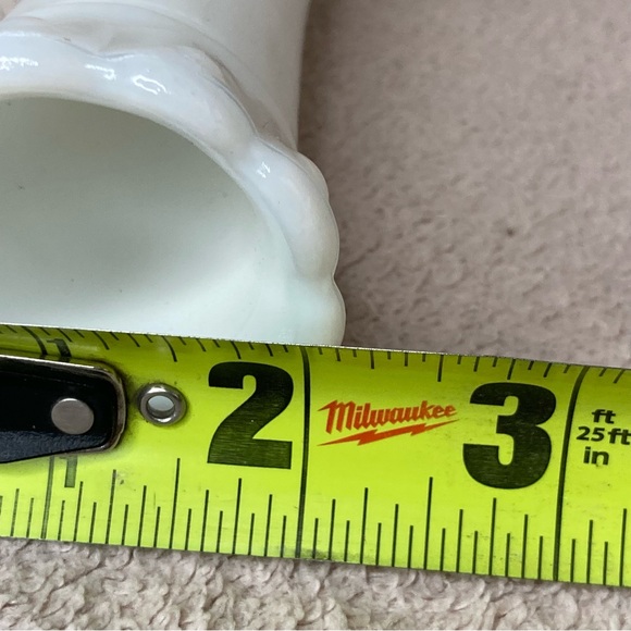Vintage Milk Glass Flower Bud Vase Set of 2-White-Retro-Cottagecore-Grannycore - Picture 10 of 13